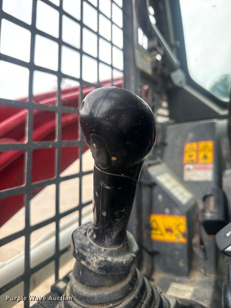 image for item DU3002 2018 Takeuchi TL8 tracked skid steer loader