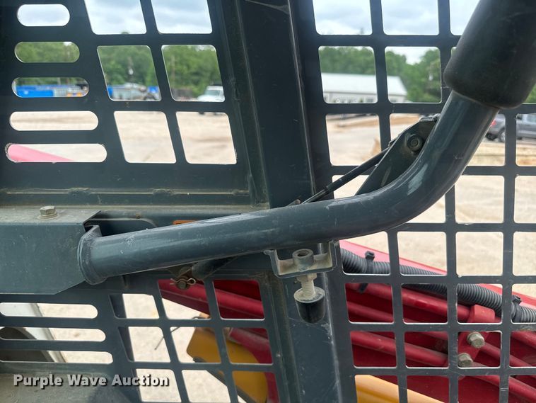 image for item DU3002 2018 Takeuchi TL8 tracked skid steer loader