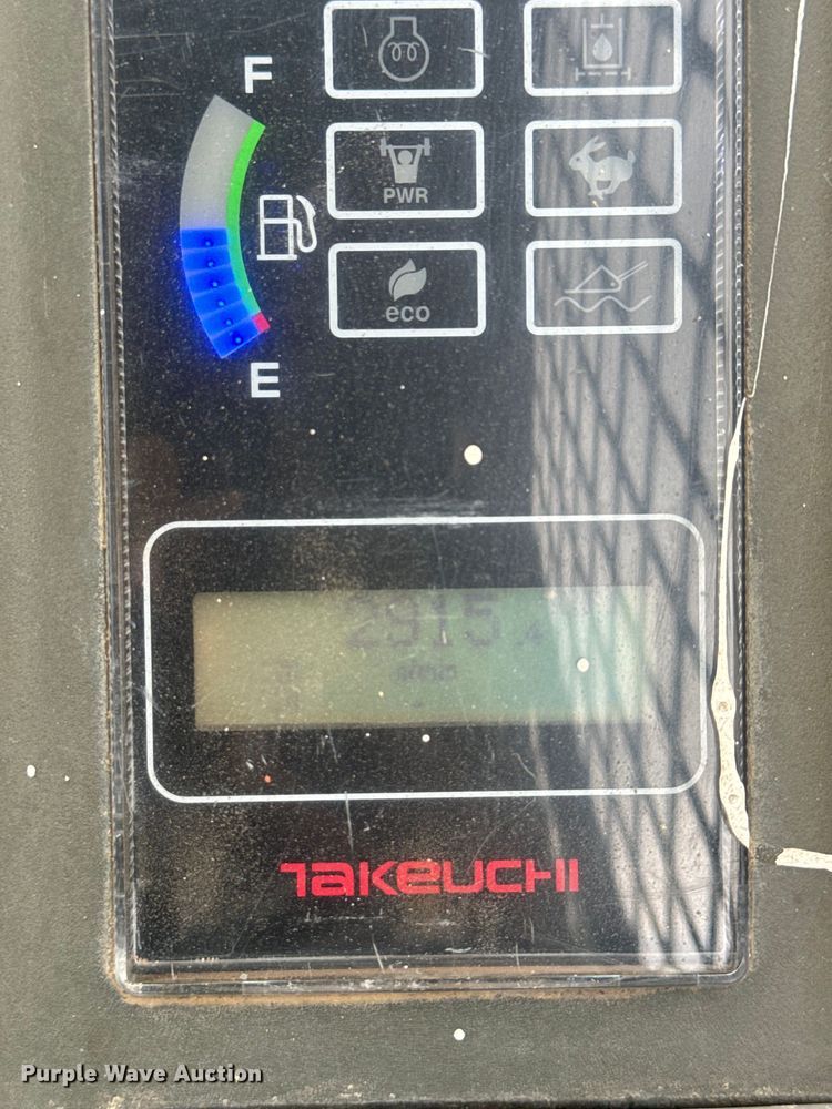 image for item DU3002 2018 Takeuchi TL8 tracked skid steer loader