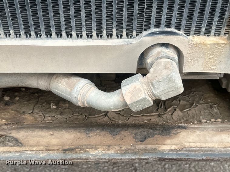 image for item DU3002 2018 Takeuchi TL8 tracked skid steer loader