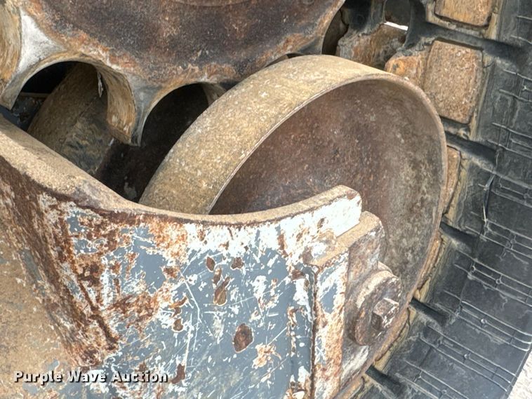 image for item DU3002 2018 Takeuchi TL8 tracked skid steer loader