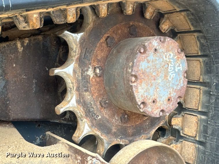 image for item DU3002 2018 Takeuchi TL8 tracked skid steer loader