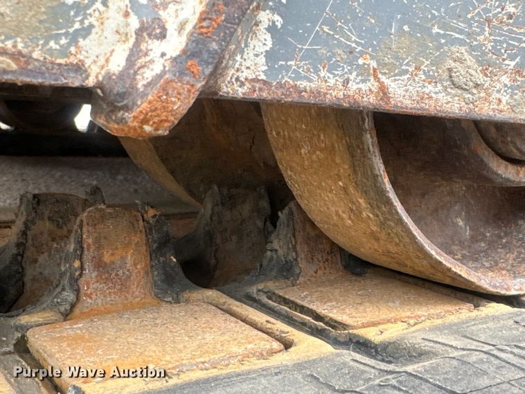 image for item DU3002 2018 Takeuchi TL8 tracked skid steer loader