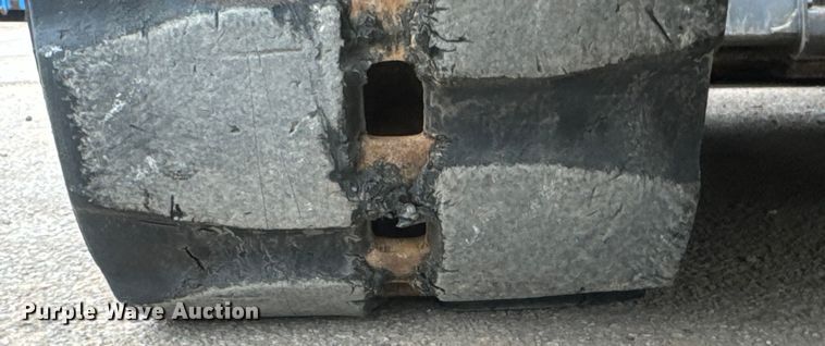 image for item DU3002 2018 Takeuchi TL8 tracked skid steer loader