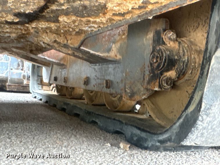 image for item DU3002 2018 Takeuchi TL8 tracked skid steer loader