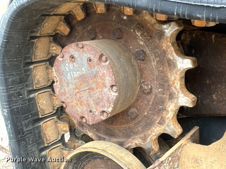 image for item DU3002 2018 Takeuchi TL8 tracked skid steer loader