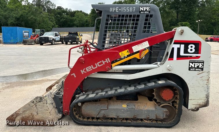 image for item DU3003 2019 Takeuchi TL8 tracked skid steer loader