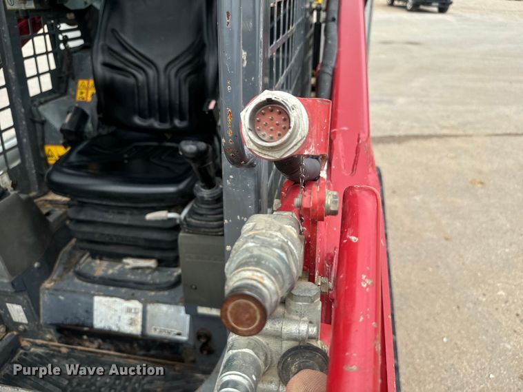 image for item DU3003 2019 Takeuchi TL8 tracked skid steer loader