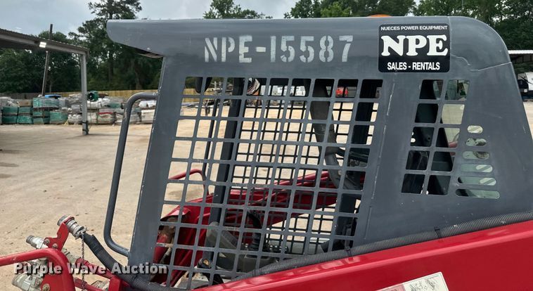 image for item DU3003 2019 Takeuchi TL8 tracked skid steer loader