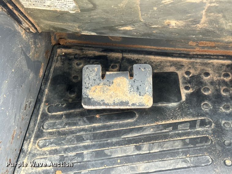 image for item DU3003 2019 Takeuchi TL8 tracked skid steer loader