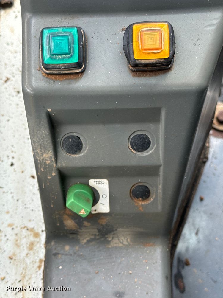 image for item DU3003 2019 Takeuchi TL8 tracked skid steer loader