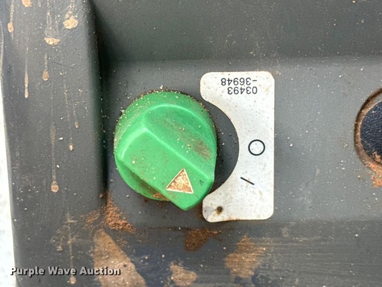 image for item DU3003 2019 Takeuchi TL8 tracked skid steer loader