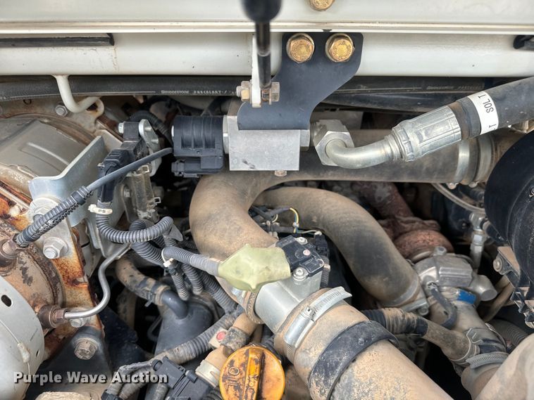 image for item DU3003 2019 Takeuchi TL8 tracked skid steer loader