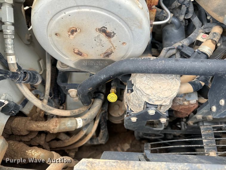 image for item DU3003 2019 Takeuchi TL8 tracked skid steer loader