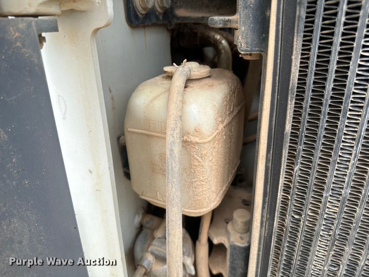 image for item DU3003 2019 Takeuchi TL8 tracked skid steer loader