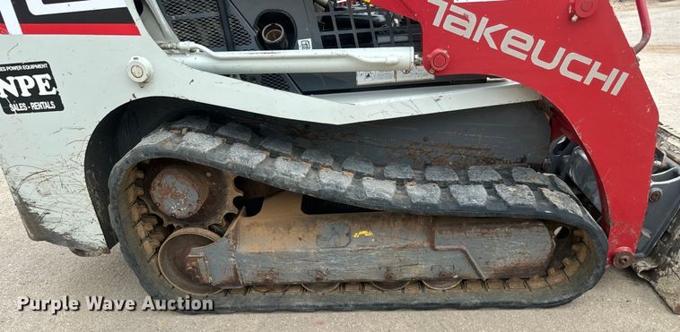 image for item DU3003 2019 Takeuchi TL8 tracked skid steer loader