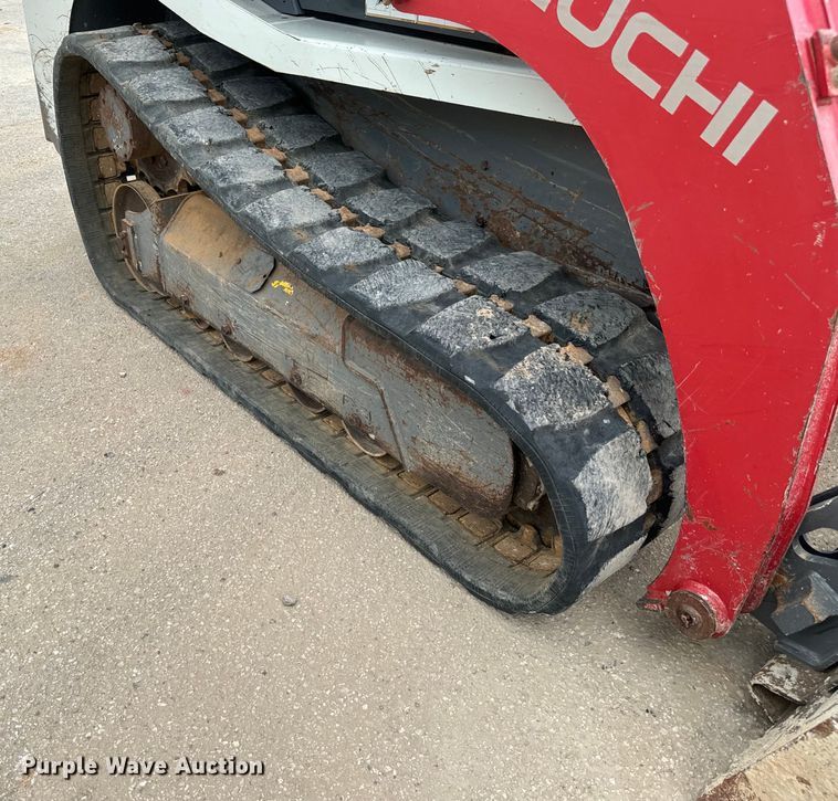 image for item DU3003 2019 Takeuchi TL8 tracked skid steer loader