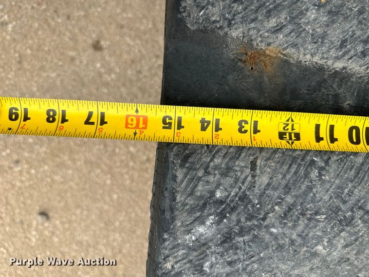 image for item DU3003 2019 Takeuchi TL8 tracked skid steer loader