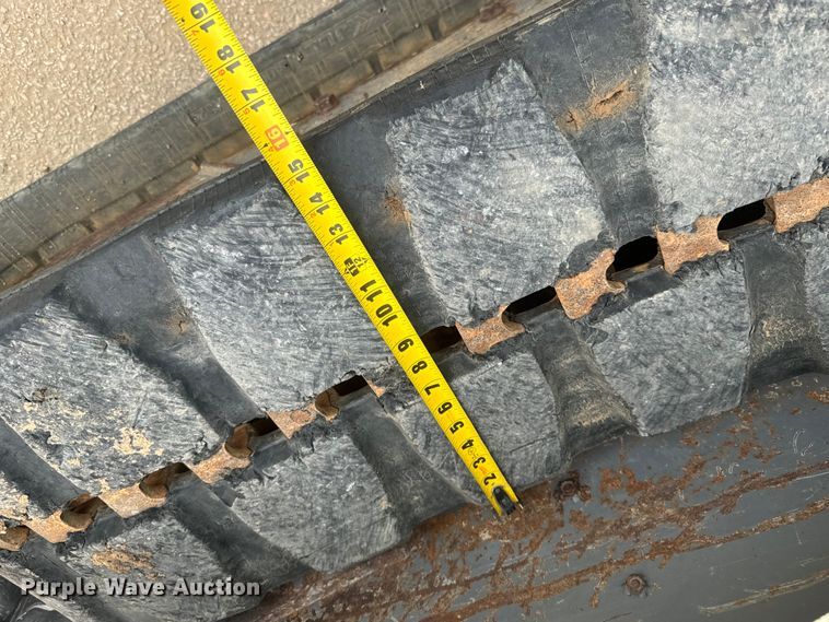 image for item DU3003 2019 Takeuchi TL8 tracked skid steer loader