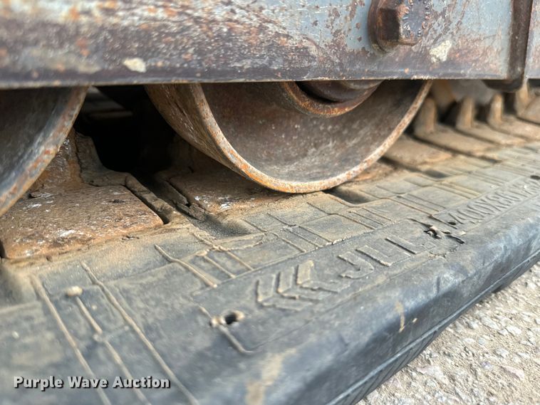 image for item DU3003 2019 Takeuchi TL8 tracked skid steer loader