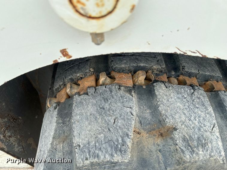 image for item DU3003 2019 Takeuchi TL8 tracked skid steer loader