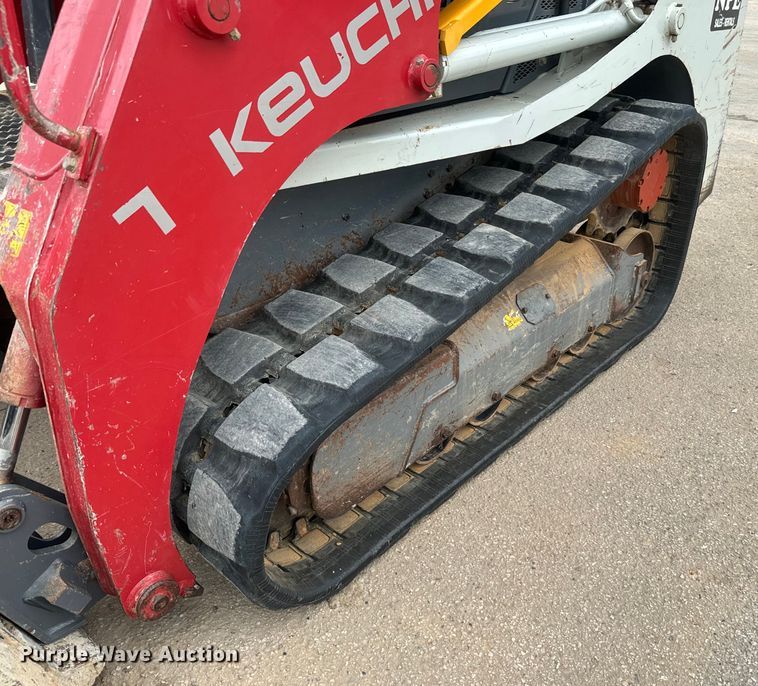 image for item DU3003 2019 Takeuchi TL8 tracked skid steer loader