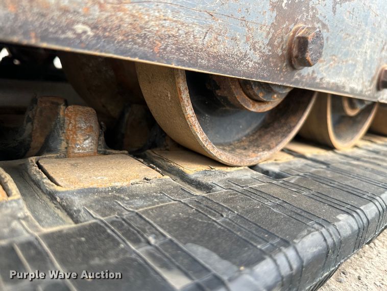 image for item DU3003 2019 Takeuchi TL8 tracked skid steer loader