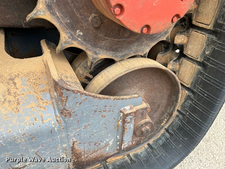 image for item DU3003 2019 Takeuchi TL8 tracked skid steer loader