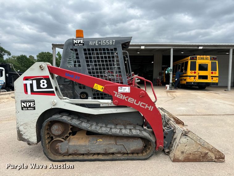image for item DU3003 2019 Takeuchi TL8 tracked skid steer loader