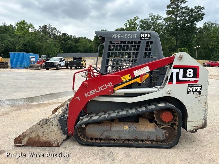 image for item DU3003 2019 Takeuchi TL8 tracked skid steer loader