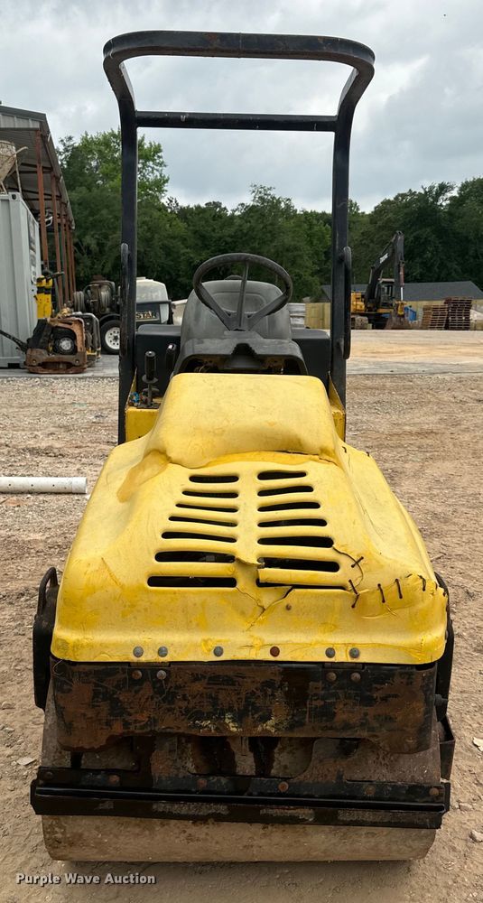 image for item DU3004 2006 Wacker RD11A double drum vibratory roller