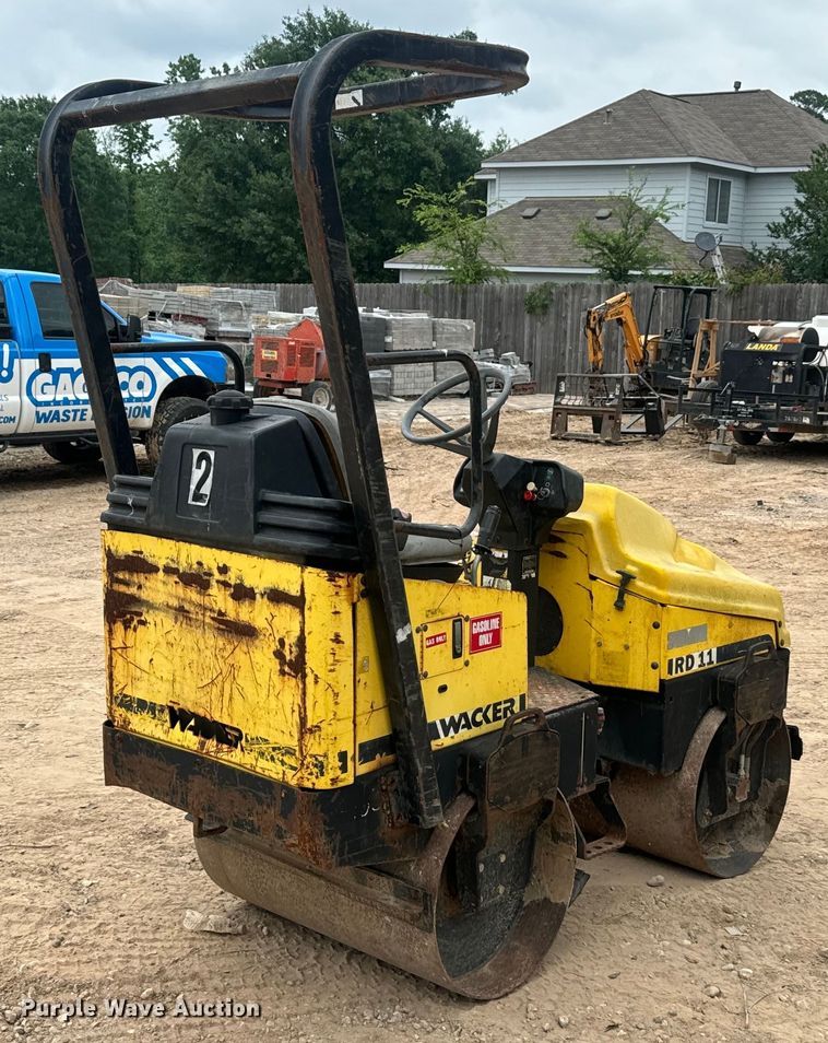 image for item DU3004 2006 Wacker RD11A double drum vibratory roller