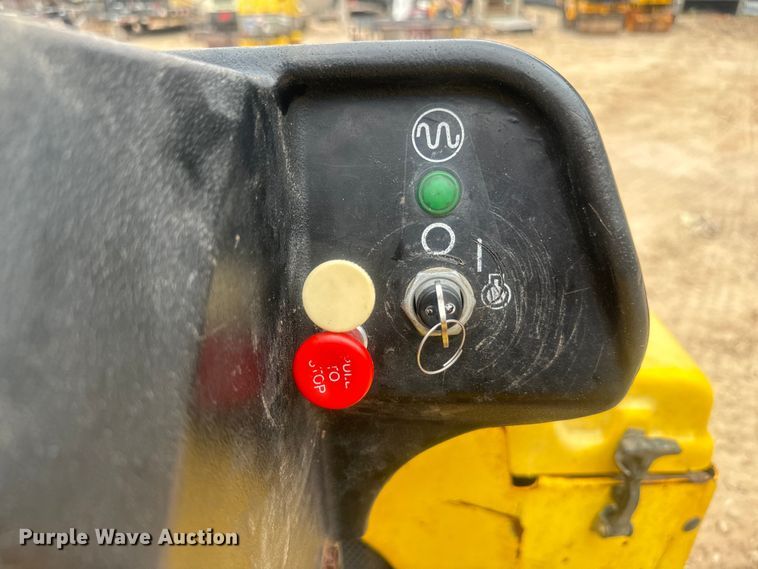 image for item DU3004 2006 Wacker RD11A double drum vibratory roller