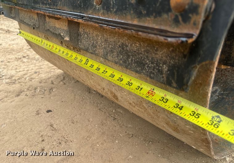 image for item DU3004 2006 Wacker RD11A double drum vibratory roller