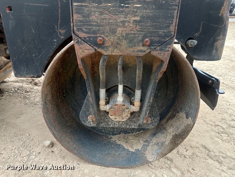 image for item DU3004 2006 Wacker RD11A double drum vibratory roller
