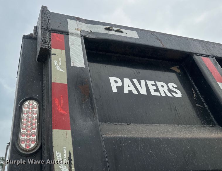 image for item DU3005 2004 Mack CX613 dump truck