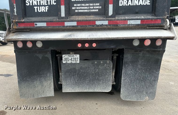 image for item DU3005 2004 Mack CX613 dump truck