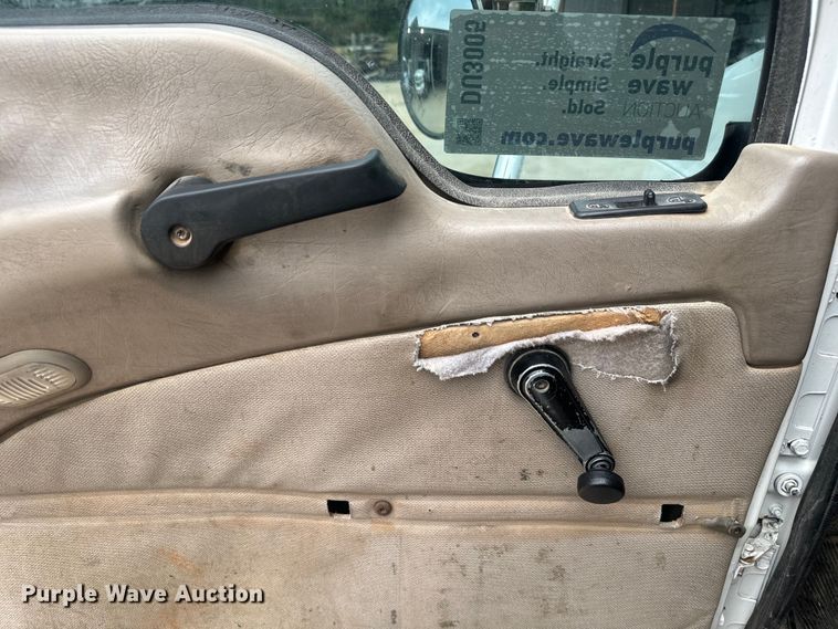 image for item DU3005 2004 Mack CX613 dump truck