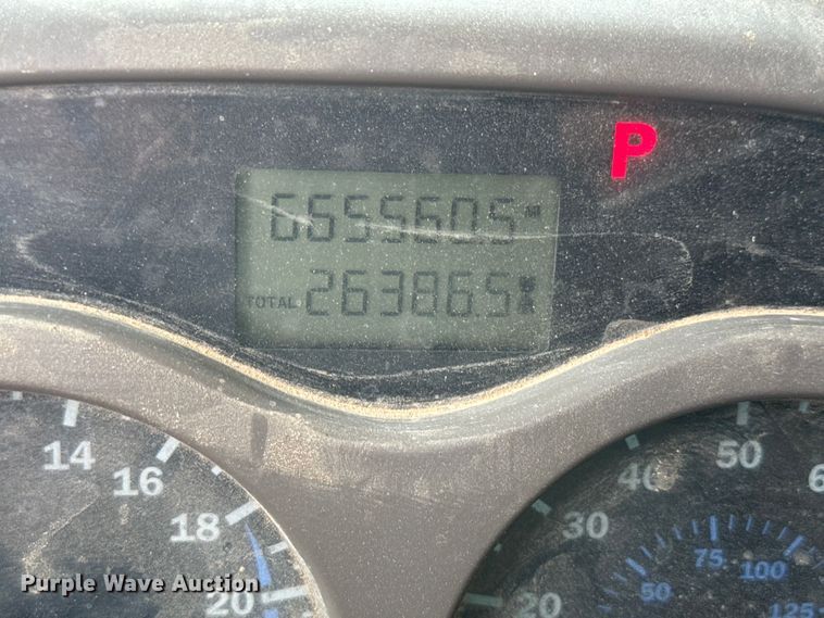 image for item DU3005 2004 Mack CX613 dump truck