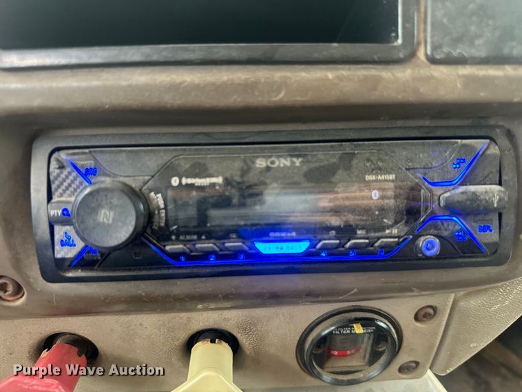 image for item DU3005 2004 Mack CX613 dump truck