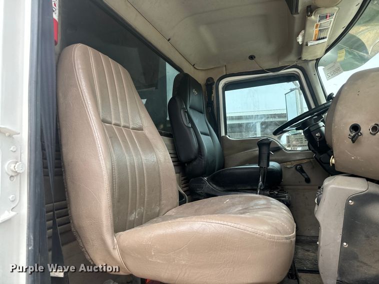 image for item DU3005 2004 Mack CX613 dump truck