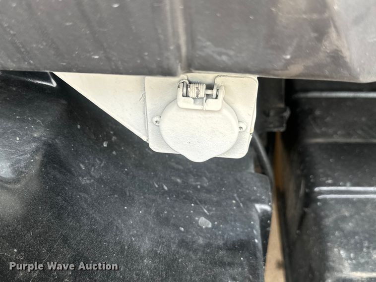 image for item DU3005 2004 Mack CX613 dump truck