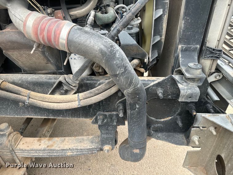 image for item DU3005 2004 Mack CX613 dump truck