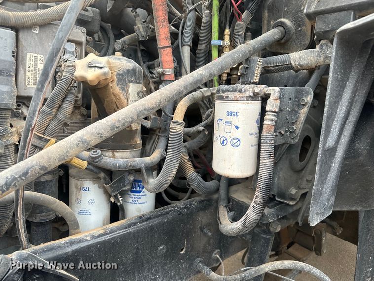 image for item DU3005 2004 Mack CX613 dump truck