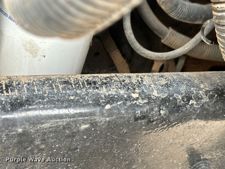 image for item DU3005 2004 Mack CX613 dump truck