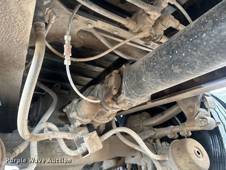 image for item DU3005 2004 Mack CX613 dump truck