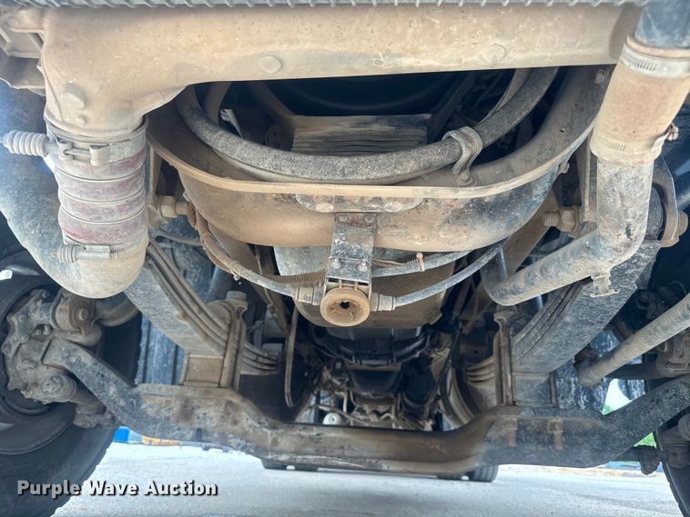 image for item DU3005 2004 Mack CX613 dump truck