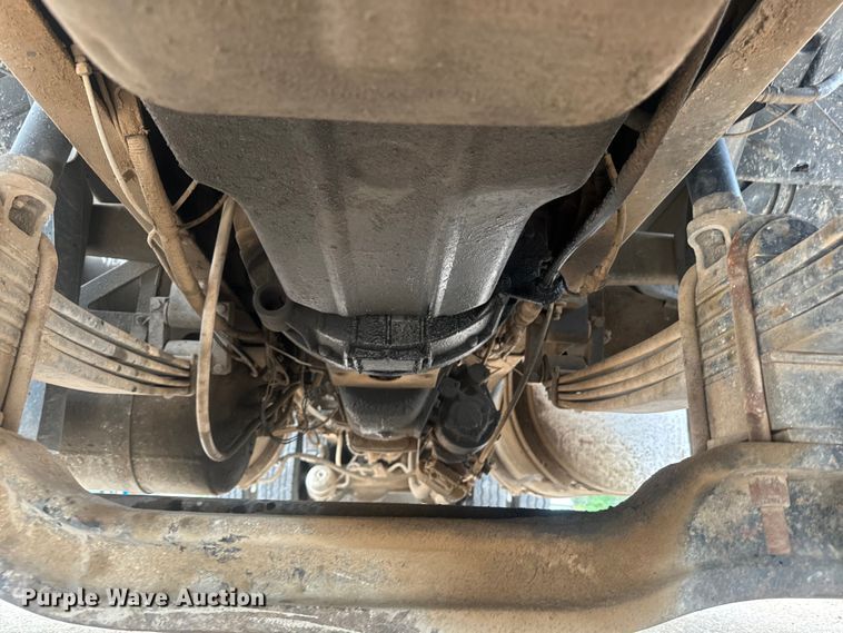 image for item DU3005 2004 Mack CX613 dump truck