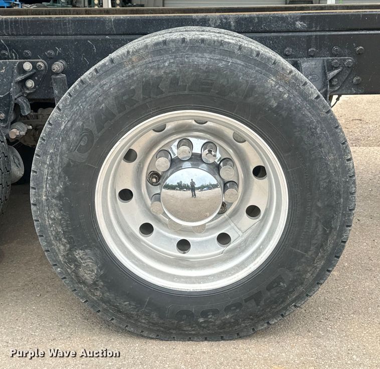 image for item DU3005 2004 Mack CX613 dump truck