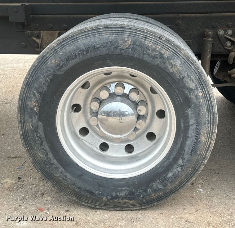 image for item DU3005 2004 Mack CX613 dump truck